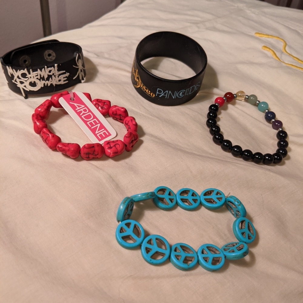 Bracelets and wristbands, 2/5 3/7 5/10